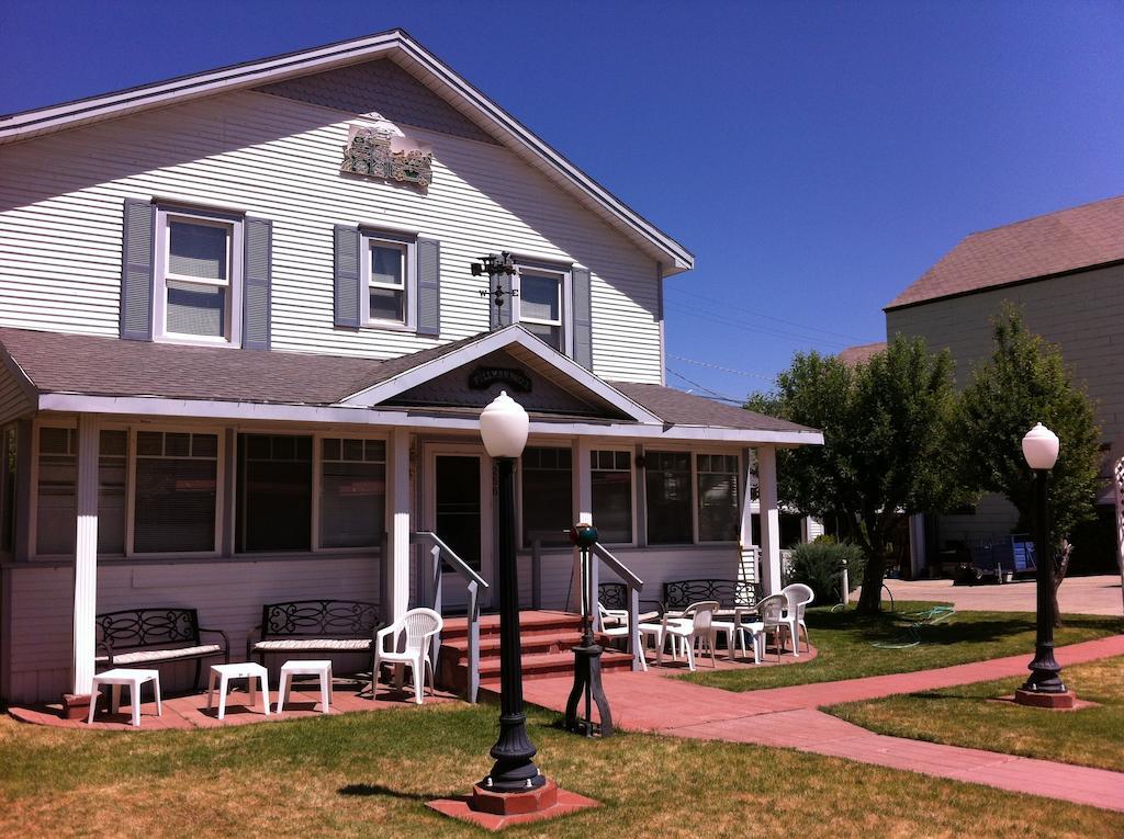 Pullman House Inn Portola Exterior photo